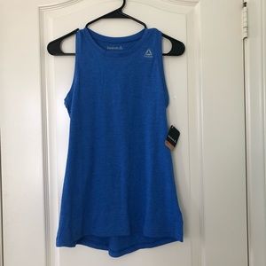 🛍 Blue racer back Reebok workout tank top
